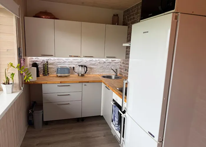 Apartment Kortermajutus *